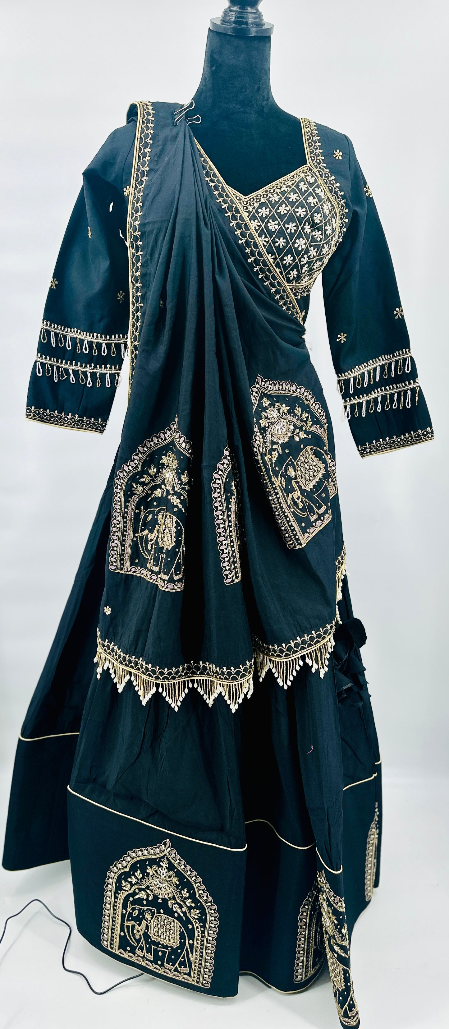 Black Muslin Silk Handwork Lehenga Choli – Royal 9–12 Mtr Flair