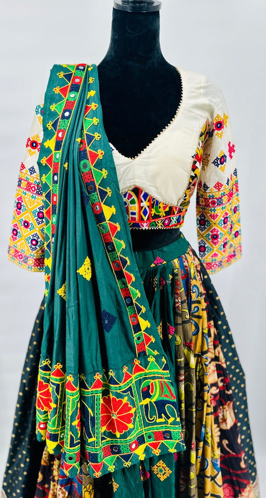 Rabari Banarasi Kalamkari Sticker Print Choli with Tassels & Latkan | Size 38–44